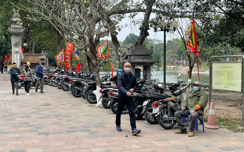 Bộ Tài chính yêu cầu kiểm soát chặt giá trông giữ xe sau Tết