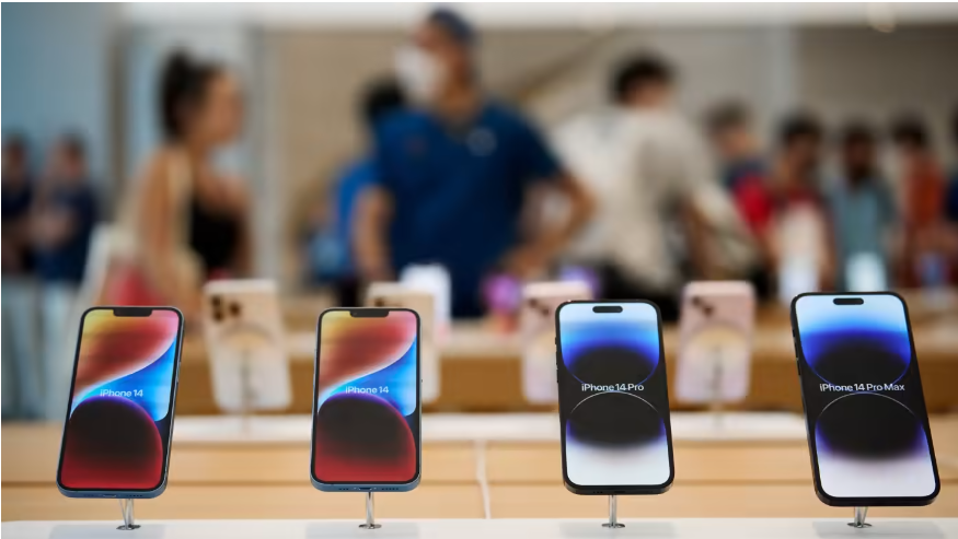 Bộ Công Thương vào cuộc vụ Apple bán 'combo' tại thị trường Việt Nam