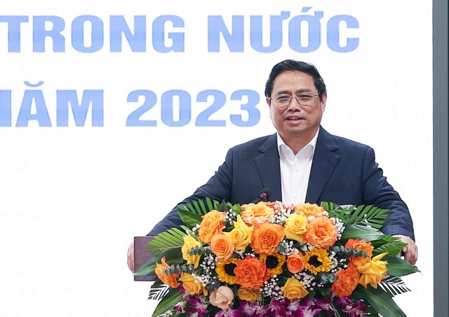 Thủ tướng đề nghị Bộ Công Thương suy nghĩ thấu đáo vấn đề giá điện