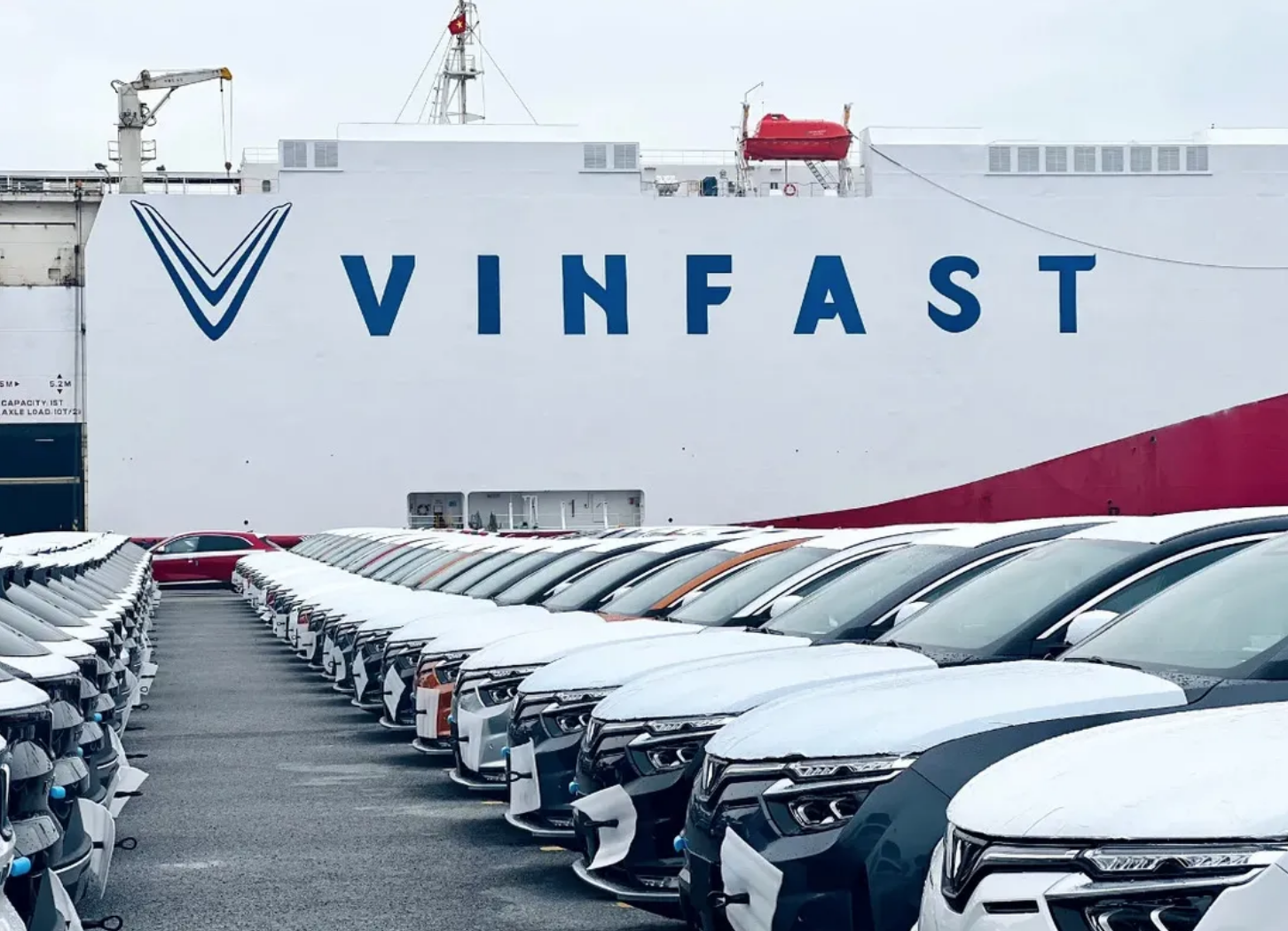 VinFast hoãn giao xe cho Mỹ đến cuối tháng 2