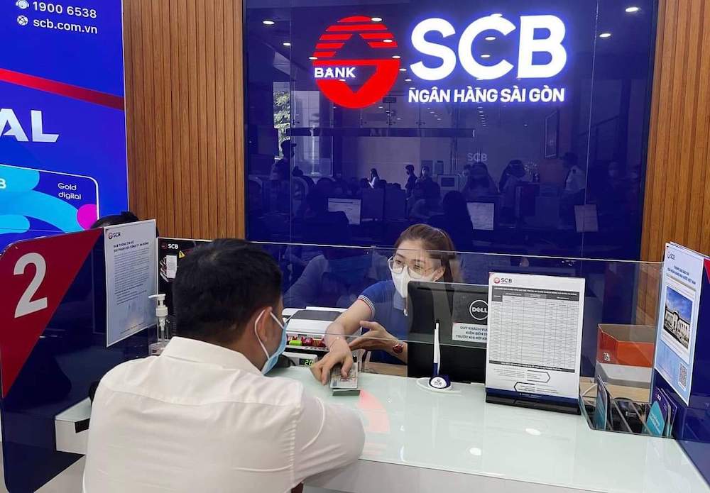Điều tra tố cáo việc 'hô biến' tiền tiết kiệm thành hợp đồng bảo hiểm tại SCB
