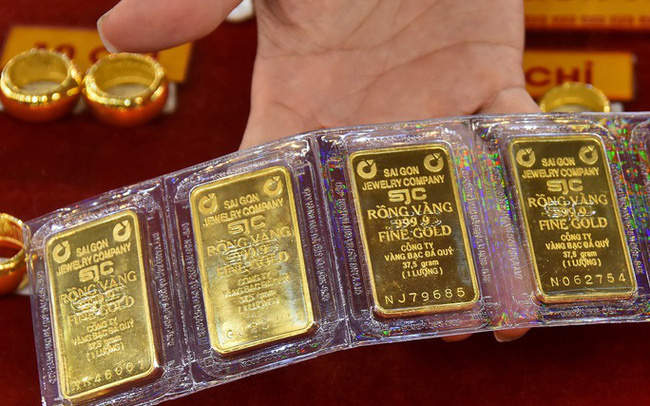 Vàng miếng SJC tiếp tục tăng giá 300.000 đồng/lượng