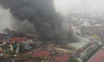 Hải Phòng: cháy chợ Tam Bạc
