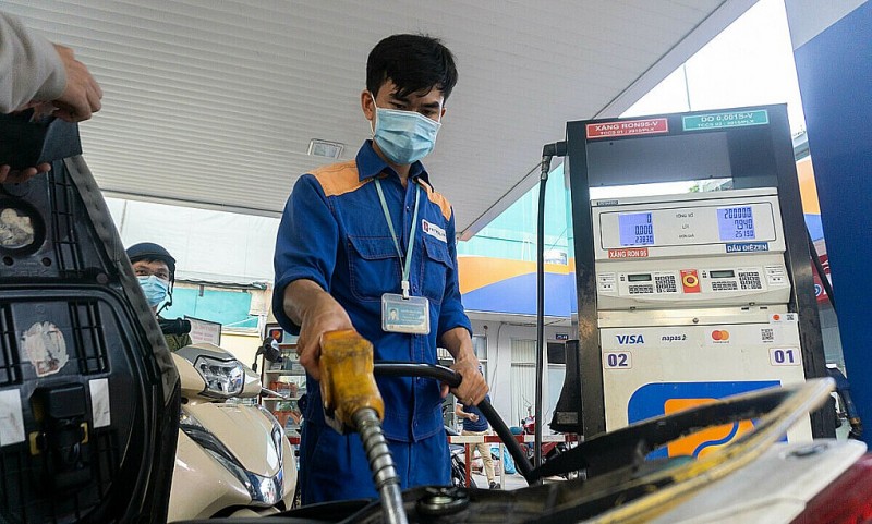 Bán hàng với thù lao 0 đồng không thể gọi là đại lý bán lẻ xăng dầu