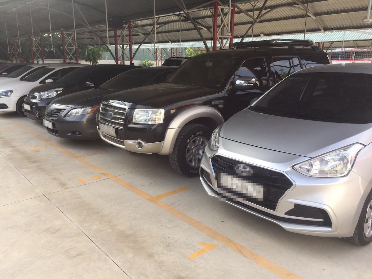 Bộ Công Thương bán 21 xe công, nhiều xe sang như Land Cruiser, Mercedes