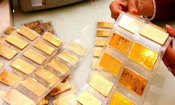 Vàng SJC lại mất mốc 67 triệu đồng/lượng