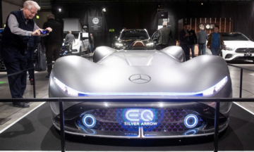 Mercedes chuẩn bị đầu tư hàng tỷ USD vào nhà máy sản xuất ô tô điện