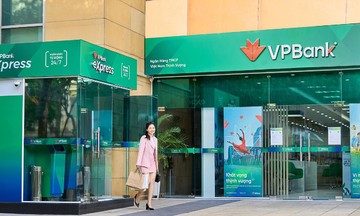 Cổ phiếu liên tục gây ấn tượng, ‘sếp’ VPBank muốn gom thêm cổ phiếu