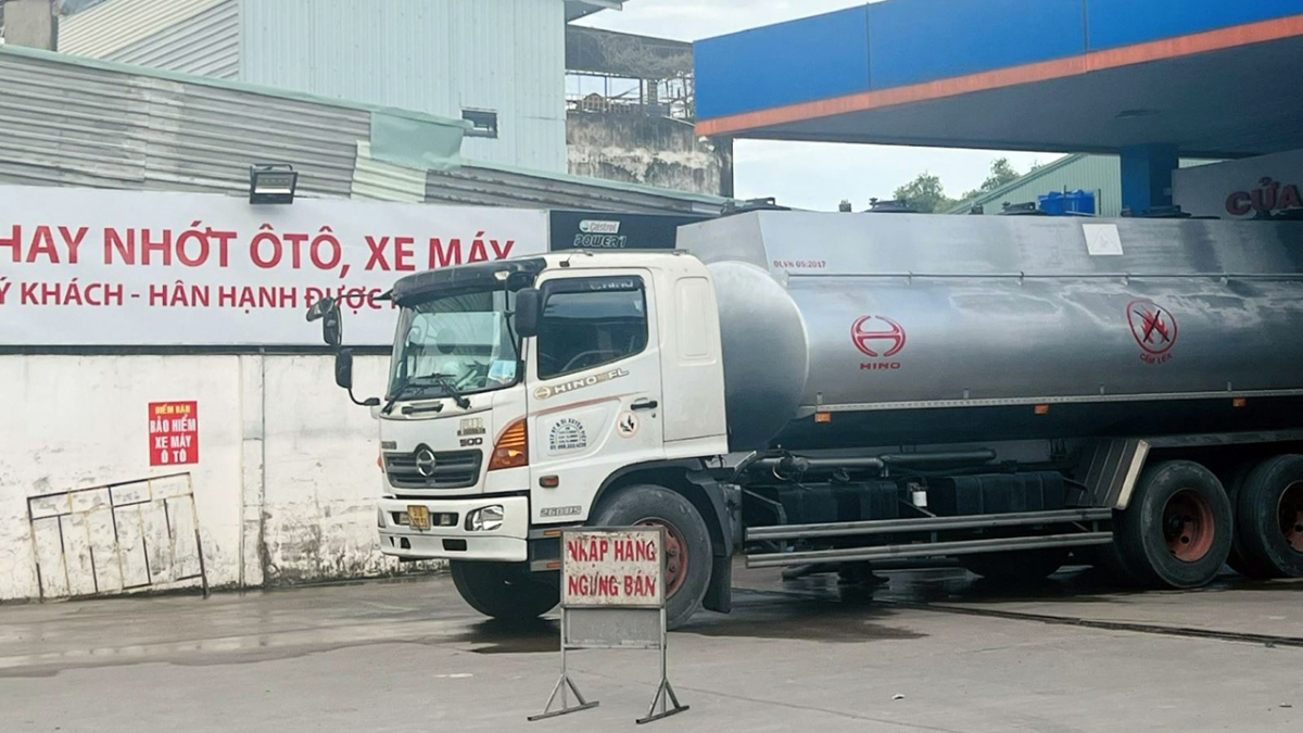 Chi phí vận chuyển, nhập khẩu xăng dầu không có biến động, Bộ Tài chính kiến nghị gì lên Thủ tướng?