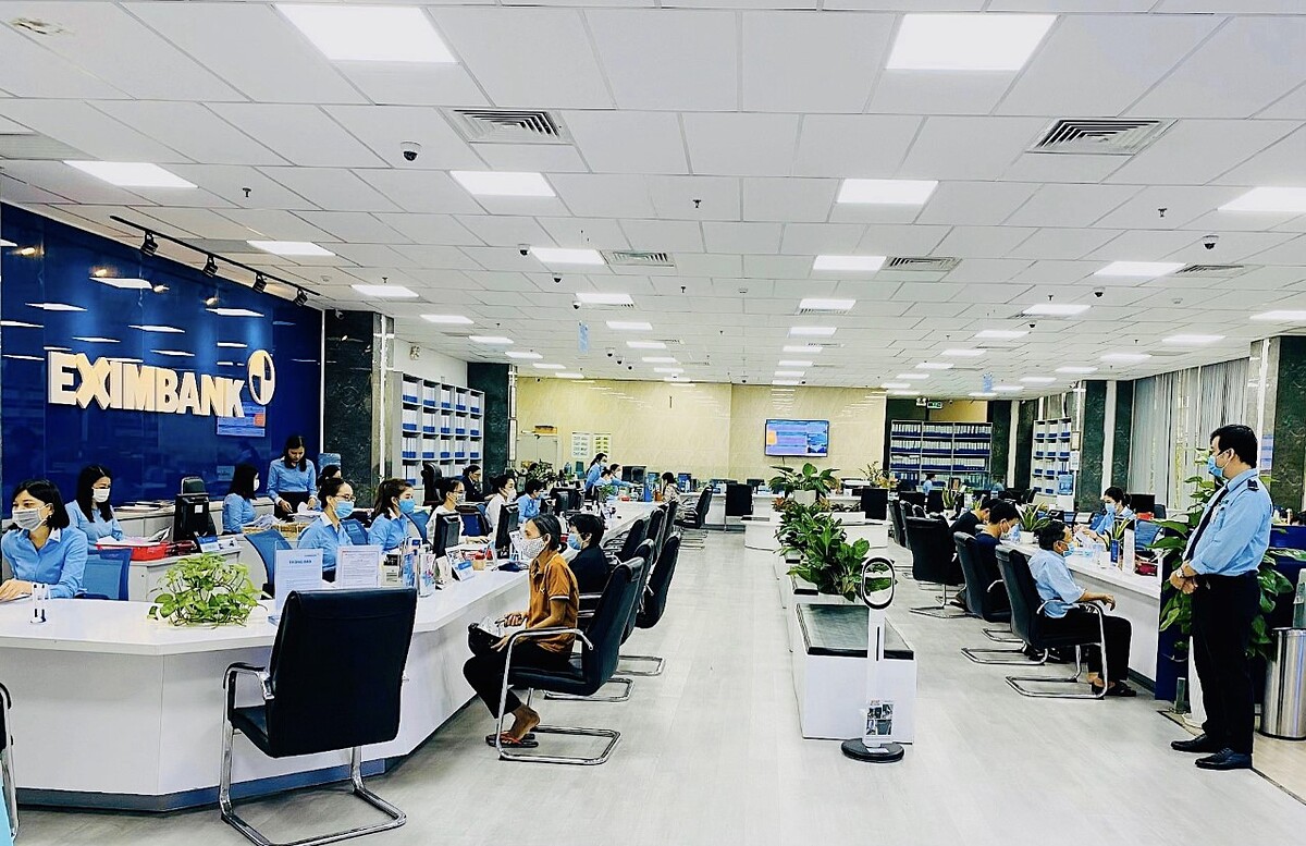 Cổ phiếu EIB đi ngược thị trường sau tin trích hàng nghìn tỷ đồng chia cổ tức