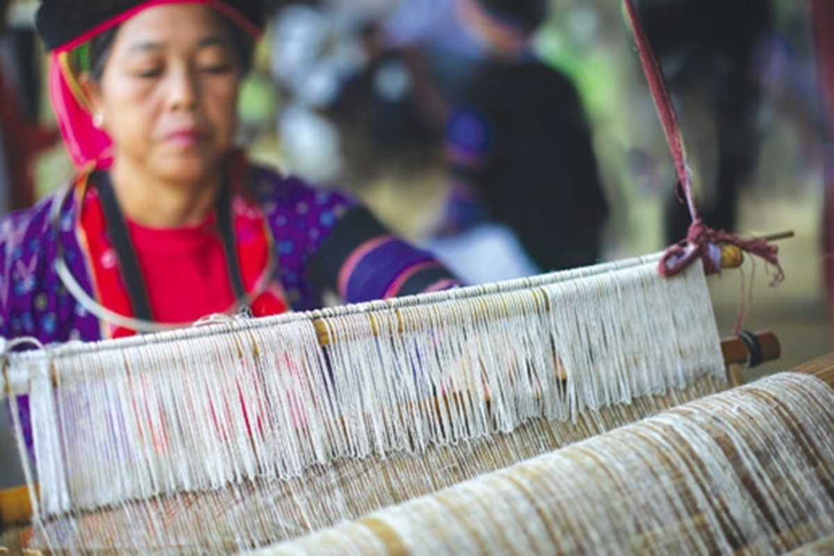 Đồng bào dân tộc thiểu số ở Đồng Văn đổi đời nhờ đổi mới tư duy sản xuất