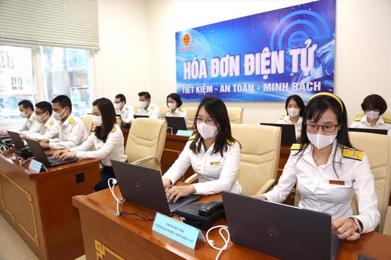 Ngành thuế áp dụng AI để siết chặt nạn trục lợi từ hoá đơn điện tử