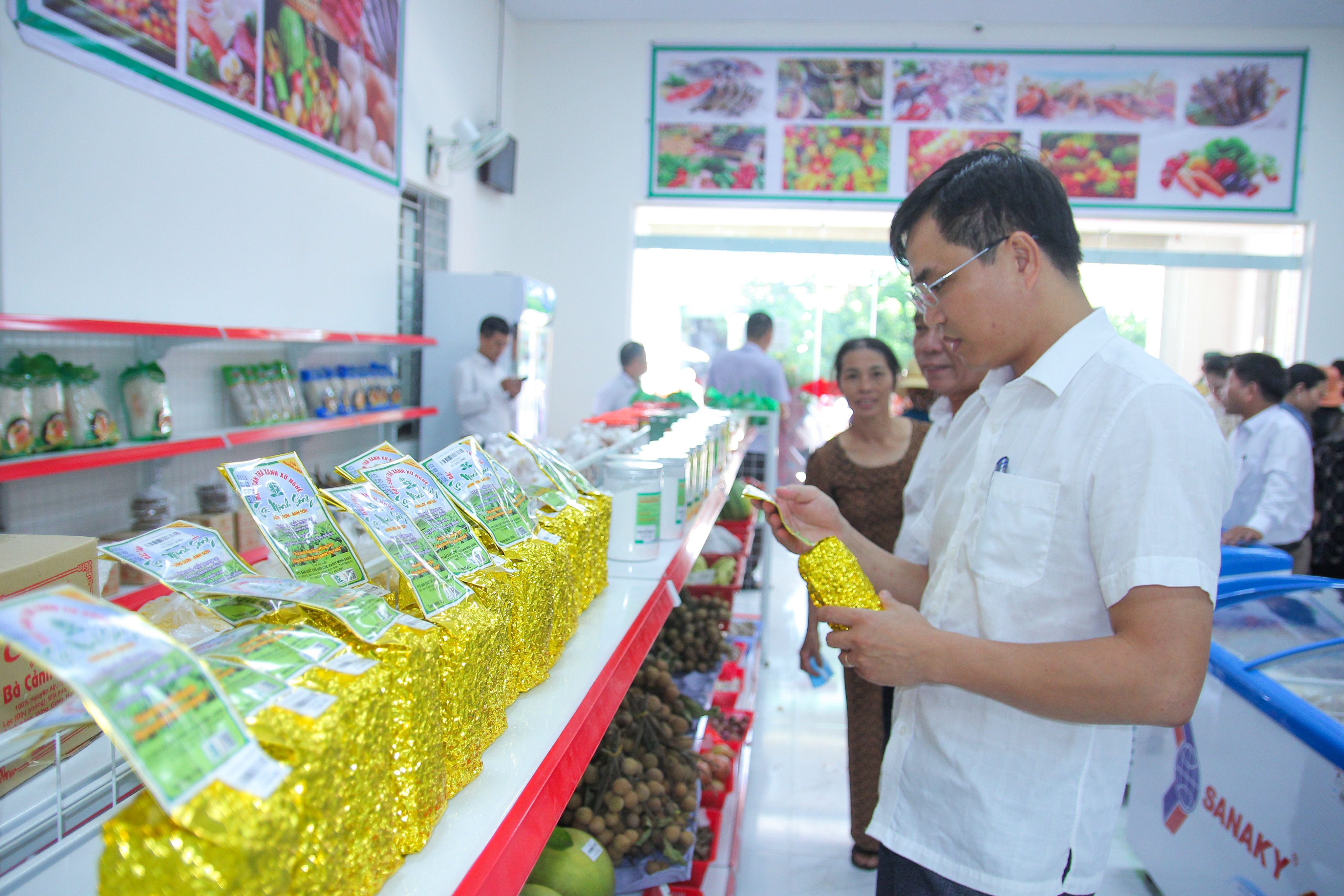 Giảm thuế VAT để nuôi dưỡng HTX phát triển