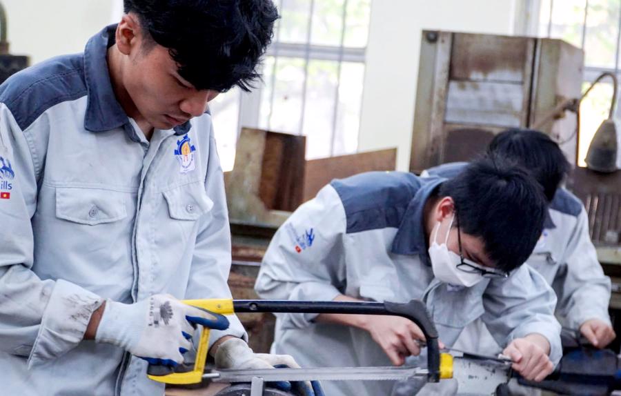 Đến 2030 sẽ thu hút 50-55% học sinh trung học vào hệ thống giáo dục nghề nghiệp