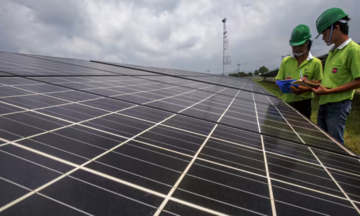 Pin mặt trời Việt Nam không bị áp thuế 254% trong 2 năm