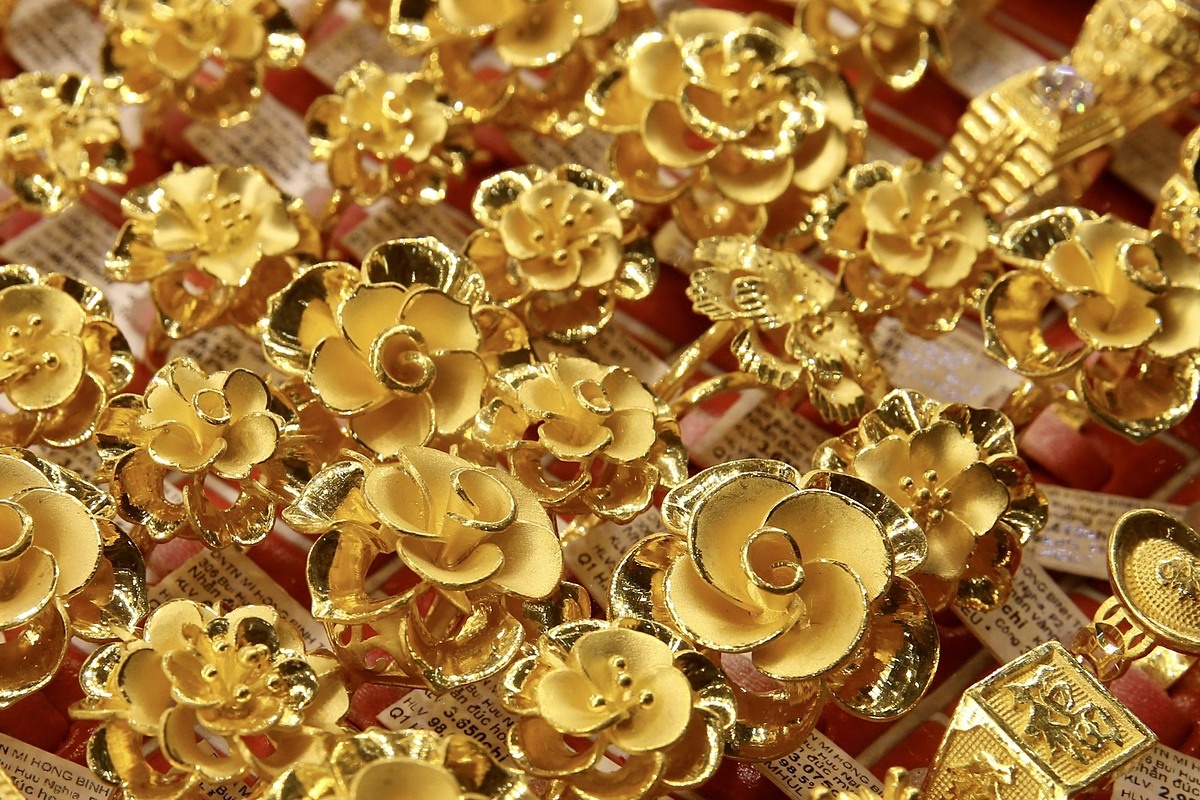 Chênh lệch giá mua – bán vàng trang sức tiếp tục giữ ở mức cao 1 triệu đồng/lượng