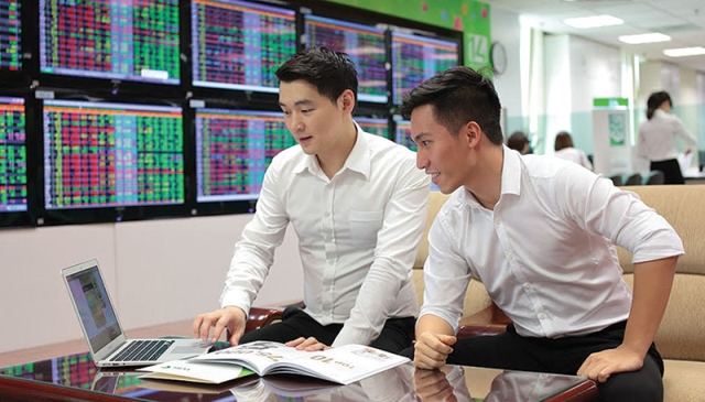 Xu hướng lựa chọn chuyên viên môi giới của nhà đầu tư đang dần khắt khe hơn