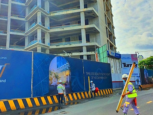Saigon Glory lỗ hơn 150 tỷ đồng, 5.000 tỷ đồng trái phiếu doanh nghiệp đáo hạn