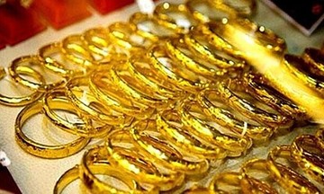 Giá vàng nhẫn lấy lại đà tăng mạnh, tiến sát đến mốc 57 triệu đồng/lượng