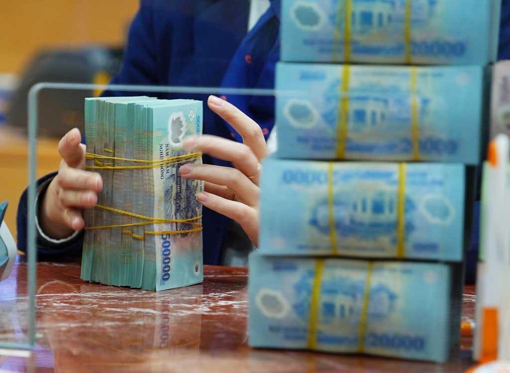 Hàng trăm doanh nghiệp nộp hồ sơ vay vốn gói 120.000 tỷ đồng, tiến độ giải ngân ra sao?
