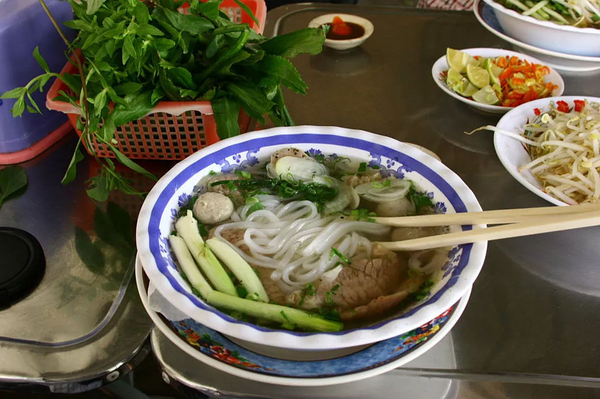 Việt Nam lần đầu tiên có 4 nhà hàng được gắn sao Michelin