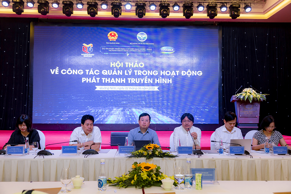 “Hội thảo về công tác quản lý trong hoạt động phát thanh, truyền hình” - Tìm giải pháp để tiếp tục phát triển bền vững