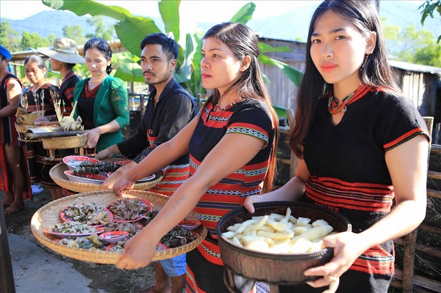 Đồng bào Pa Cô ở Thừa Thiên Huế góp sức phát triển kinh tế