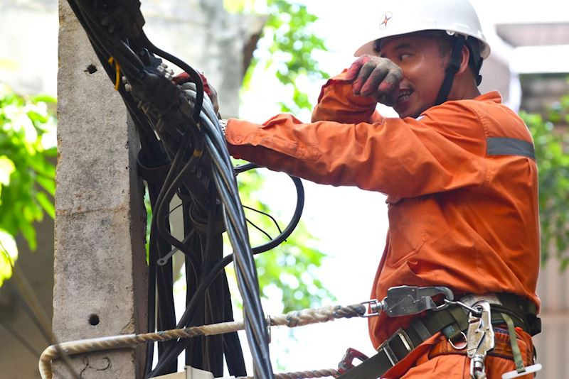 Bước vào đợt nắng nóng mới, miền Bắc có lo thiếu điện?
