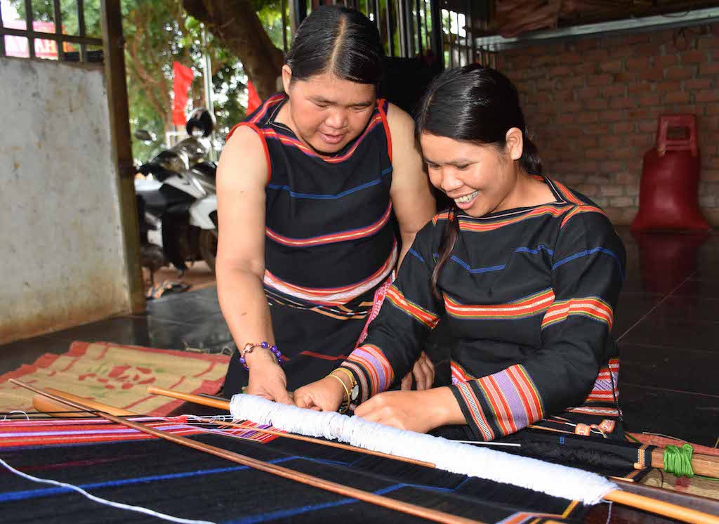 Các tín hữu Tin lành ở Đăk Đoa xây dựng buôn làng ngày càng đi lên