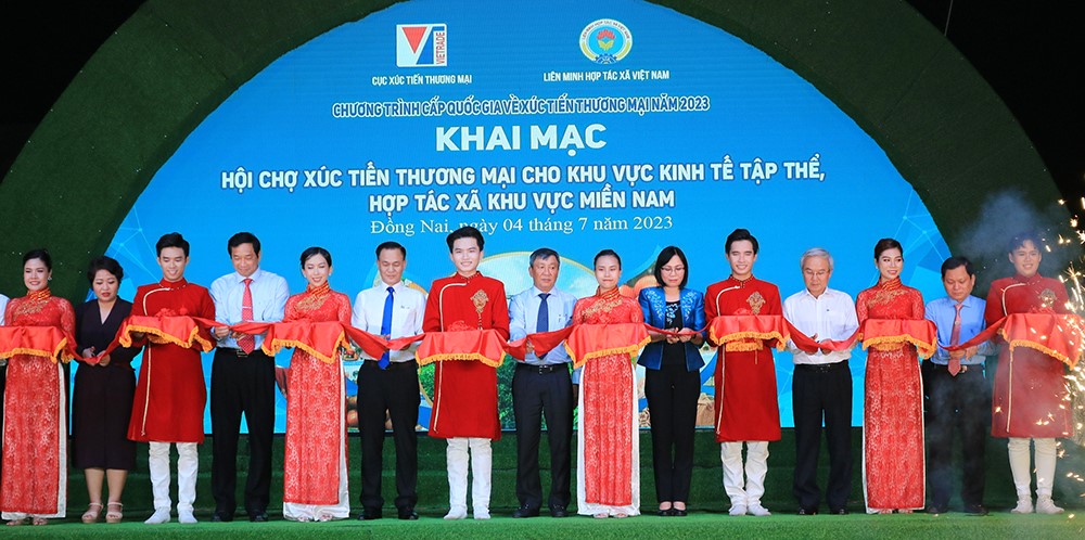 Hội chợ xúc tiến thương mại cho khu vực kinh tế tập thể, HTX khu vực miền Nam: Gắn kết, mở đầu ra cho các HTX