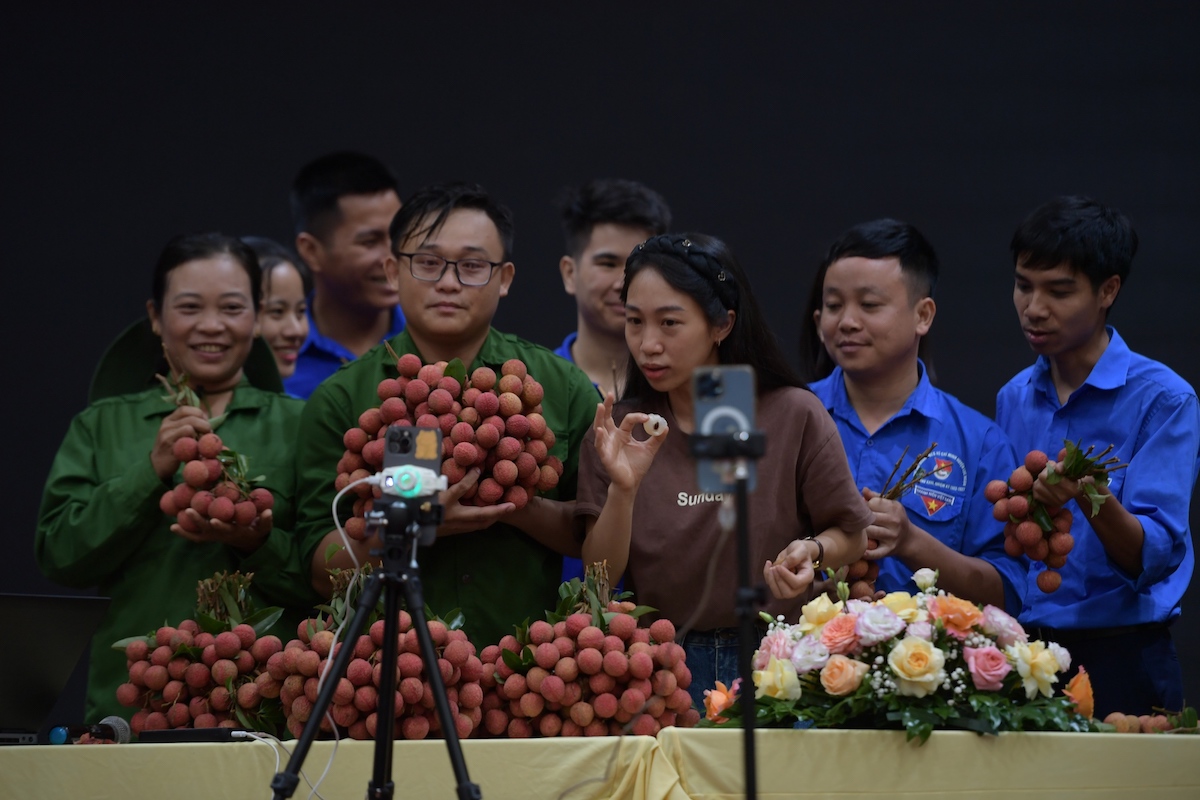 Bộ trưởng Lê Minh Hoan: Bắc Giang mời KOL bán vải thiều là gợi ý về cách khai thác tốt mạng xã hội