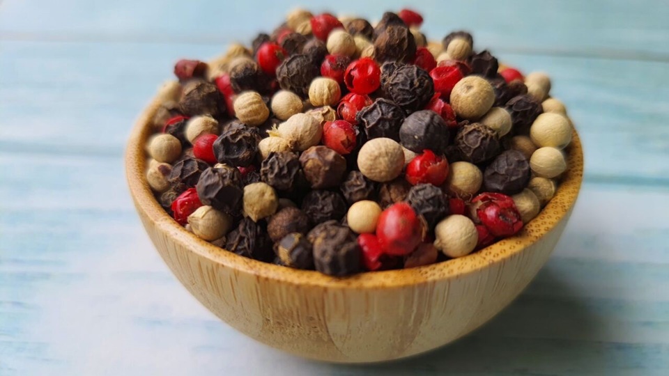 Giá tiêu giữ vững mốc 70.500 đồng/kg