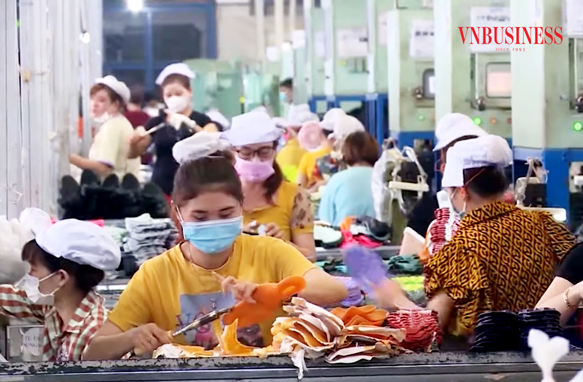 Cùng chắt chiu để có 'của để dành' khi về già