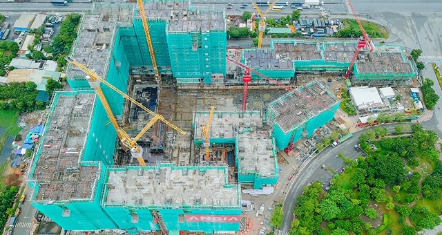 Điểm mặt những doanh nghiệp địa ốc phía Nam liên tục 'cài số lùi'
