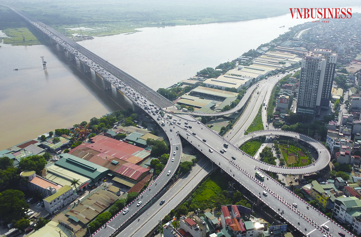 Toàn cảnh cầu Vĩnh Tuy giai đoạn 2 chờ ngày thông xe