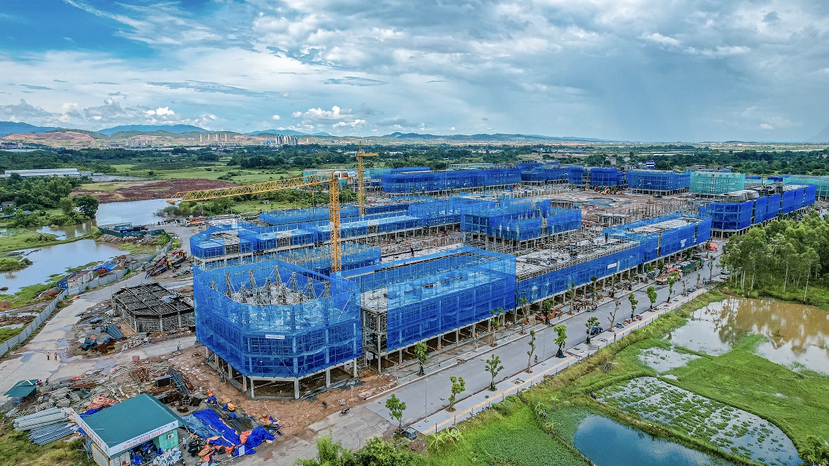 Dư địa nào sau những con sóng của ‘cổ đất’?