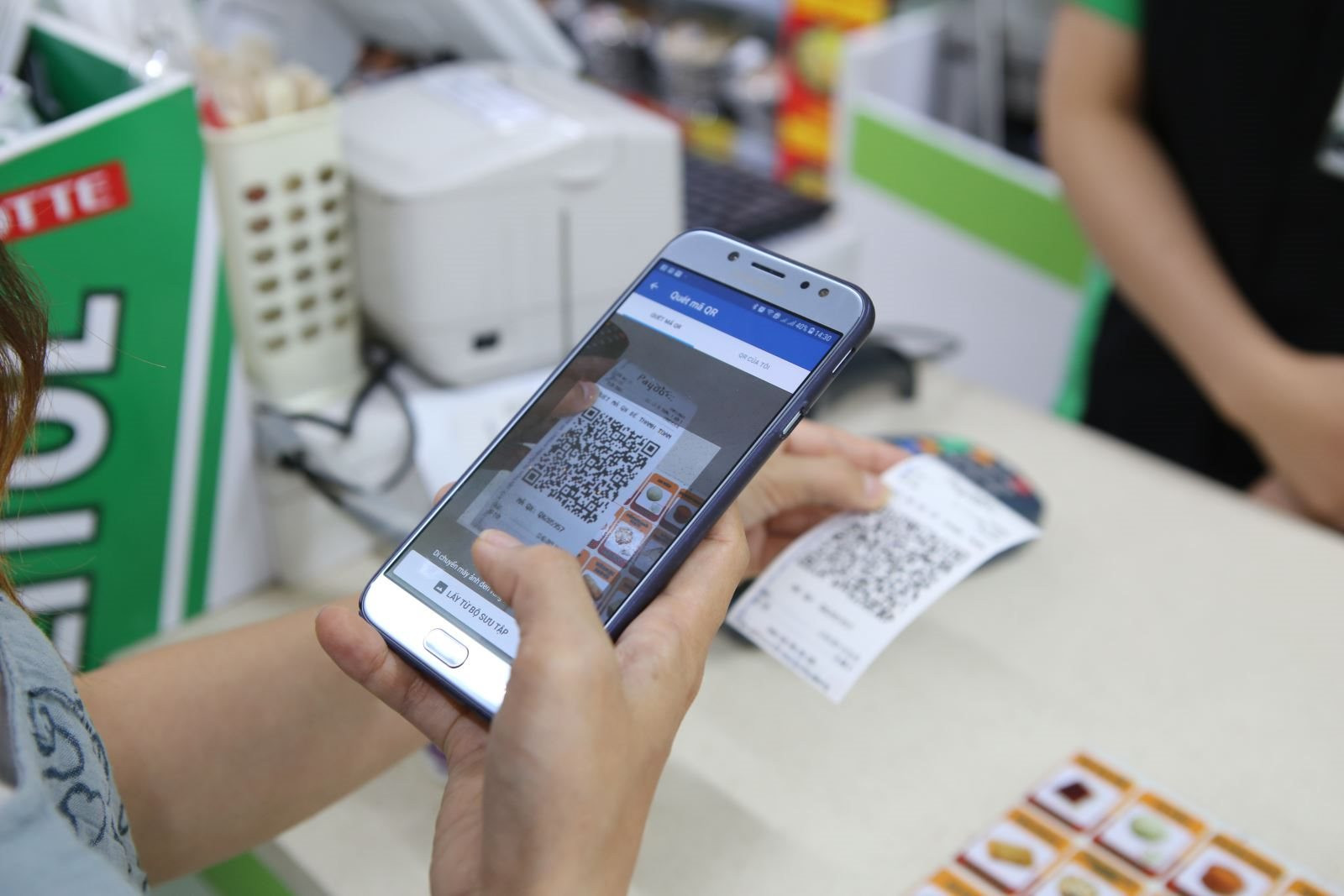 Thanh toán QR Code 'phủ sóng', khách hàng cần cẩn trọng để tránh mất tiền oan