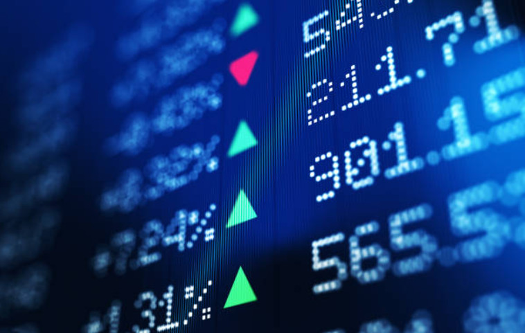 Khởi đầu tuần mới thuận lợi, VN-Index lấy lại mốc 1200 điểm