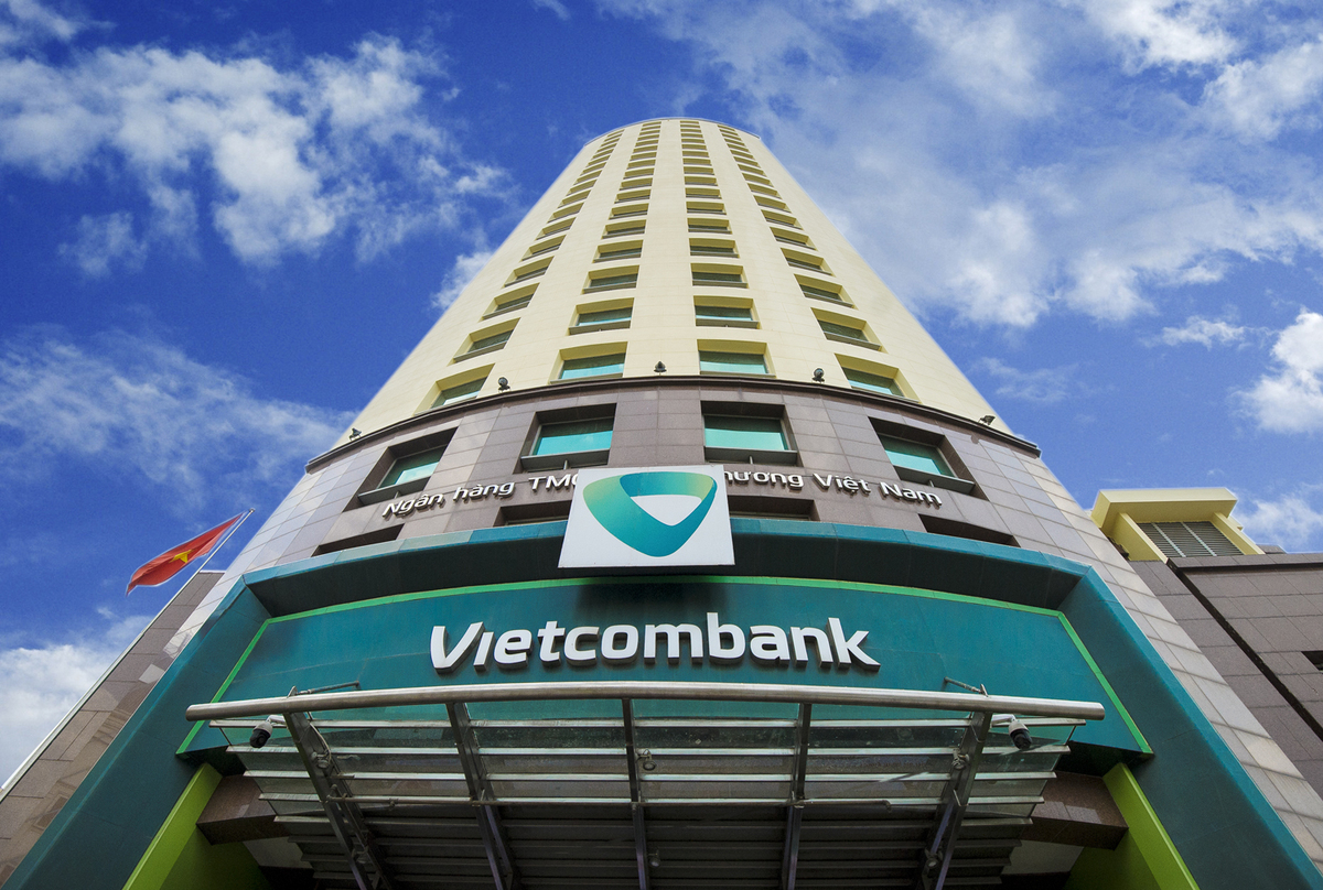 Vietcombank trở thành 'á quân' vốn điều lệ ngành ngân hàng