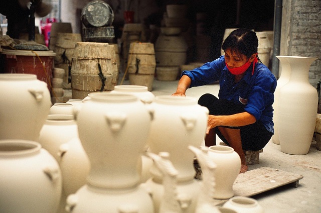 Phát triển làng nghề truyền thống gắn với xây dựng nông thôn mới