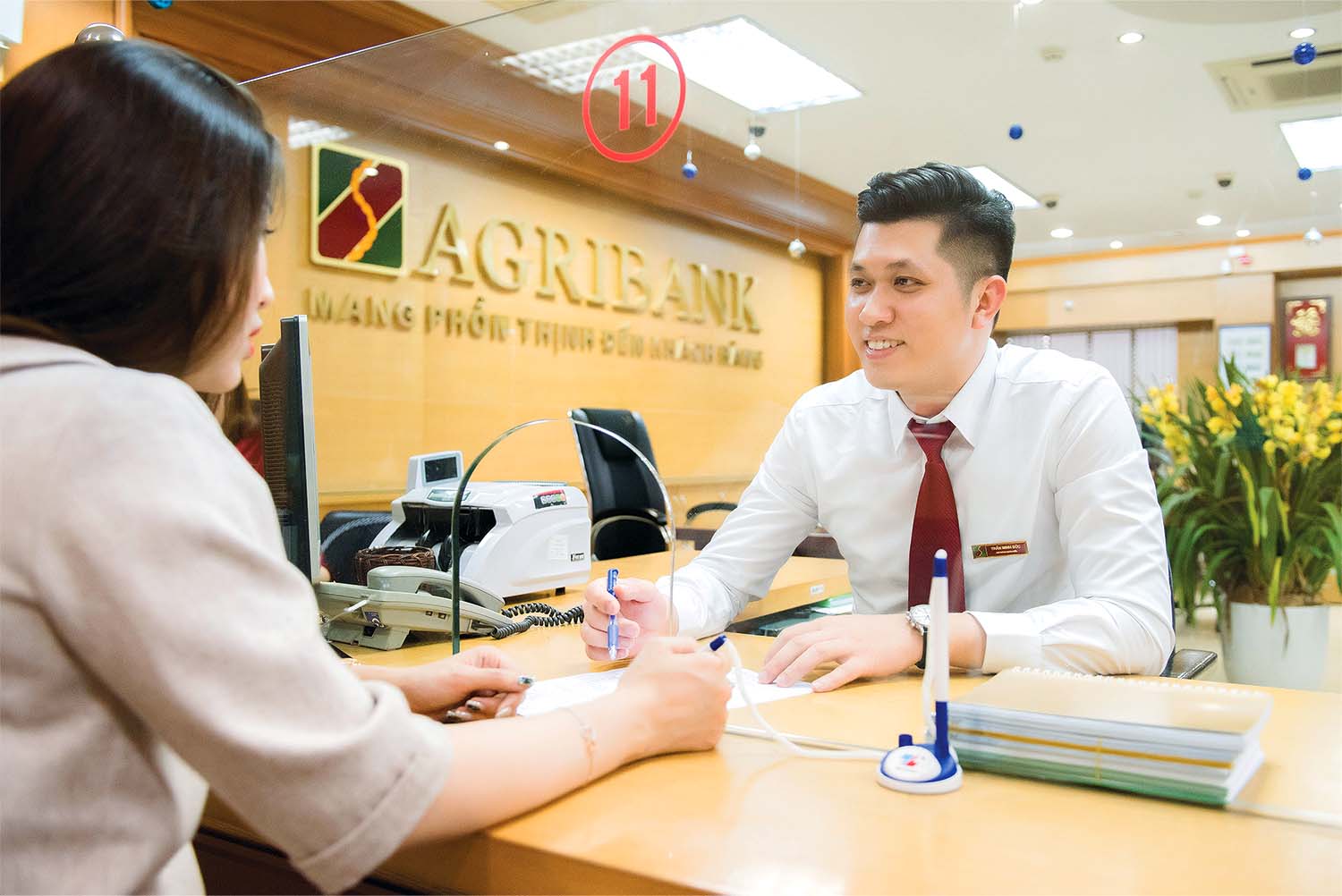 Lãi suất tiết kiệm còn 5,5%/năm - ngang giai đoạn thấp kỷ lục vì Covid-19