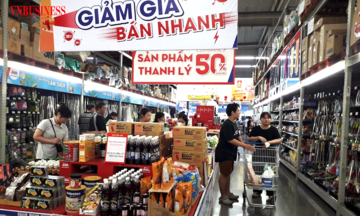 Đâu là ‘nước cờ’ cho doanh nghiệp Việt níu chân người mua?