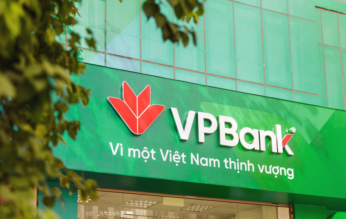 Thiếu gia nhà Chủ tịch VPBank dự chi hơn 1.400 tỷ đồng để sở hữu 1,04% vốn ngân hàng