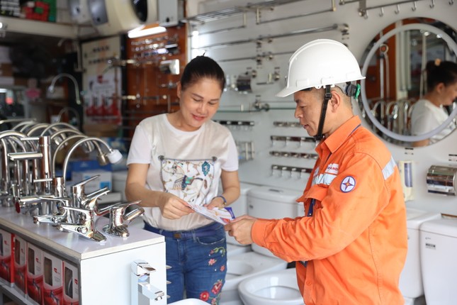 Tăng giá điện lần thứ 2: EVN thu thêm 3.200 tỷ đồng nhưng doanh nghiệp sản xuất phải trả thêm gần nửa triệu đồng/tháng