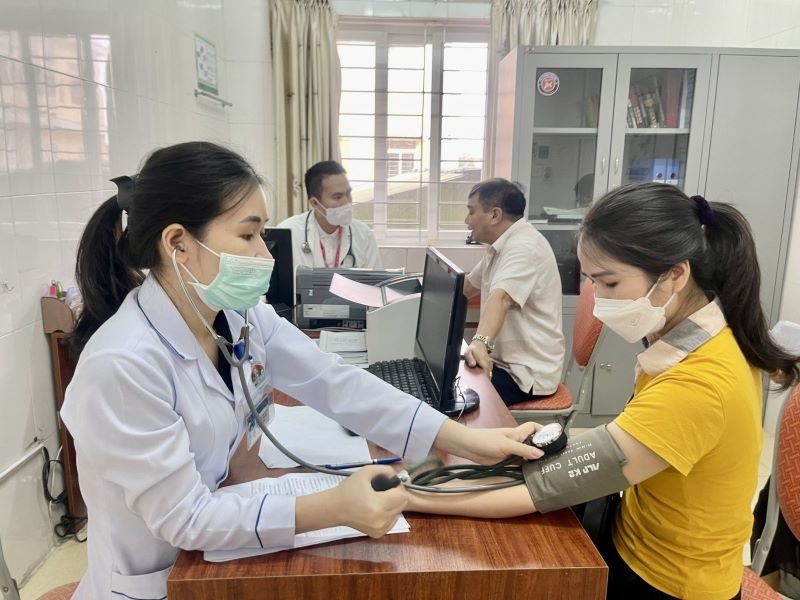 Hà Nội hướng tới 100% người dân được cấp hồ sơ sức khỏe điện tử