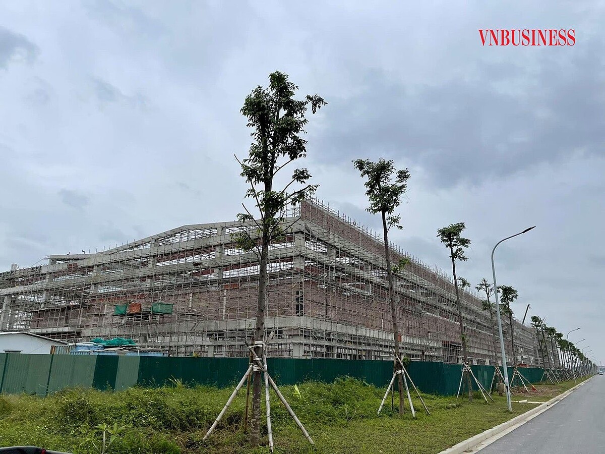 Cổ phiếu xây dựng vẫn chông chênh