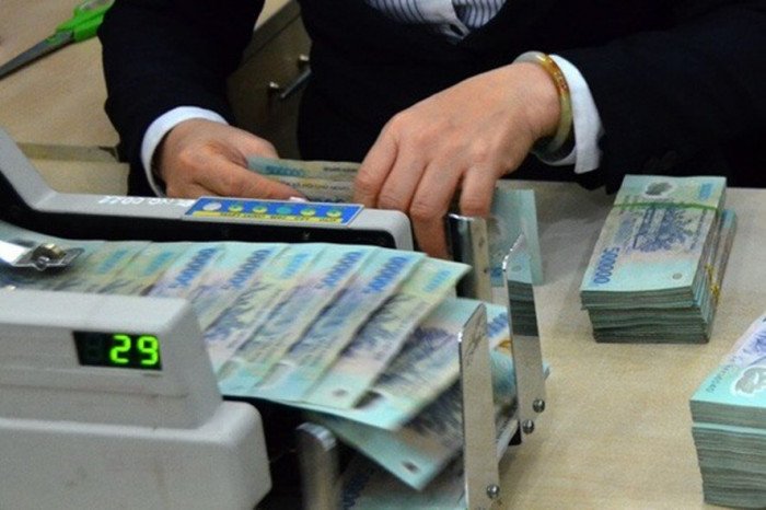 Ngân hàng lớn, nhỏ đều đã tham gia vào 'cuộc đua' giảm lãi suất tiền gửi