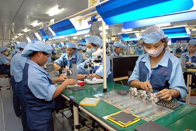Lao động Việt Nam làm việc tại Đài Loan được tăng lương cơ bản lên 27.470 Đài tệ/tháng