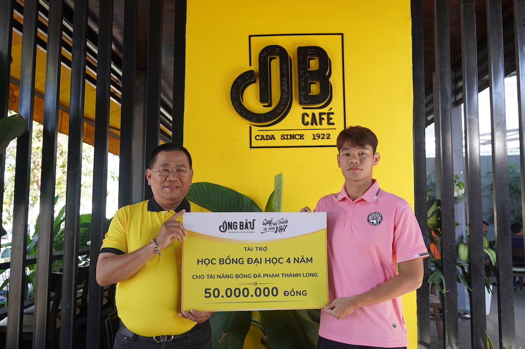 Quỹ Phát triển Tài năng Việt hỗ trợ học bổng cho 2 tài năng thể thao của Việt Nam