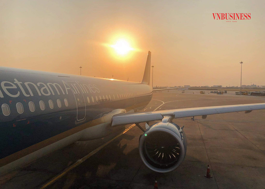 Thoát diện cảnh báo nhưng cổ phiếu của Vietnam Airlines vẫn đứng trước nguy cơ bị huỷ niêm yết